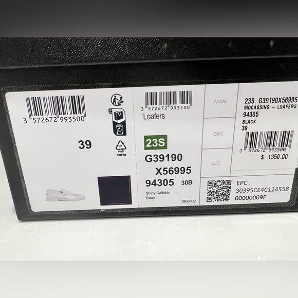 S23 Chanel Women’s Black Leather Loafers Gold Hardware 39 - Picture 12 of 14